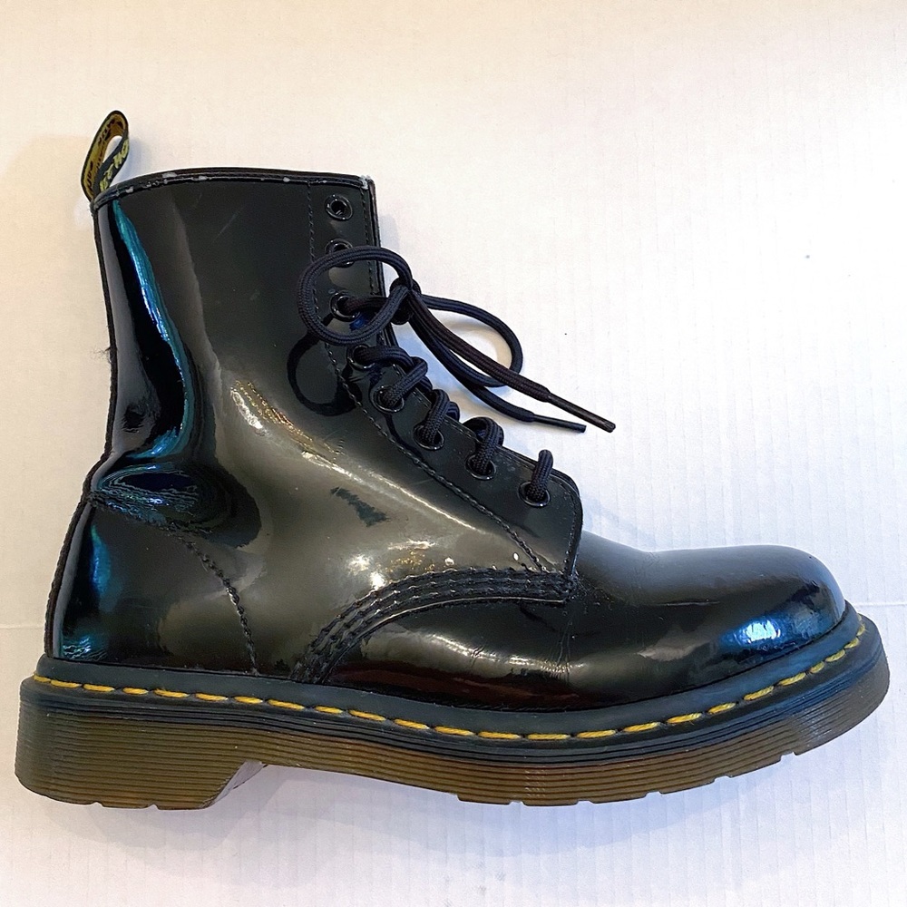Dr. Martens 1460 Patent Leather Lace Up Boots EUC - Picture 5 of 16